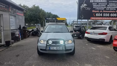 VOLKSWAGEN Golf