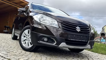 SUZUKI S-Cross
