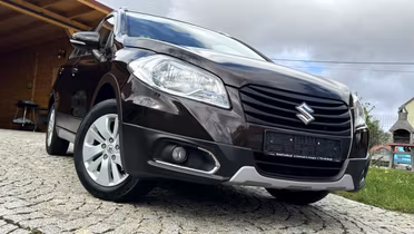 SUZUKI S-Cross