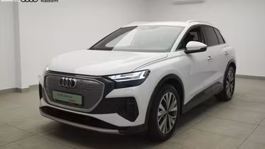 AUDI Q4