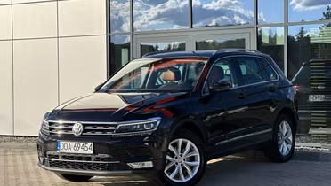 VOLKSWAGEN Tiguan