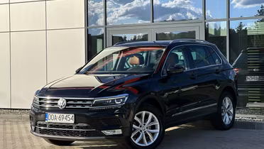 VOLKSWAGEN Tiguan