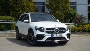 MERCEDES-BENZ GLB