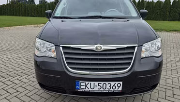 CHRYSLER Town & Country