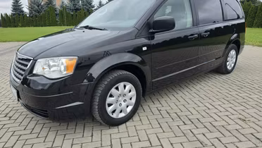 CHRYSLER Town & Country