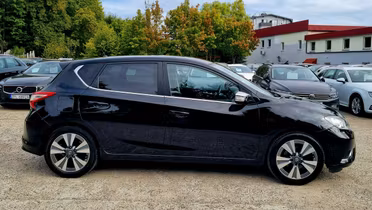 NISSAN Pulsar