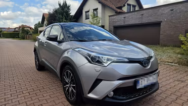 TOYOTA C-HR