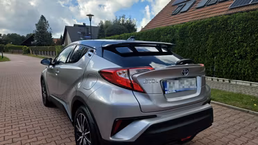 TOYOTA C-HR