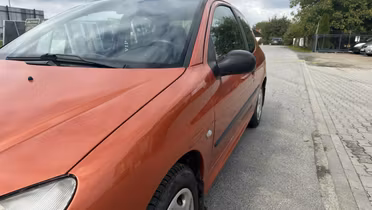 PEUGEOT 206