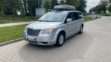 CHRYSLER Town & Country