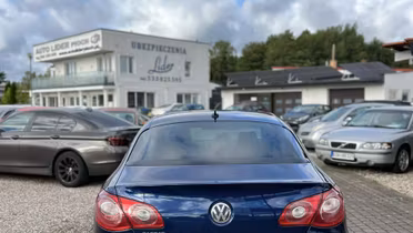 VOLKSWAGEN Passat CC