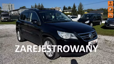 VOLKSWAGEN Tiguan