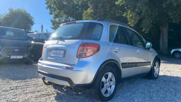 SUZUKI SX4