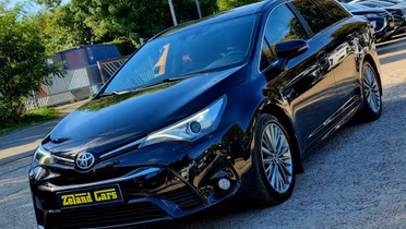 TOYOTA Avensis