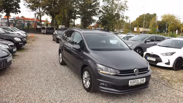 VOLKSWAGEN Touran