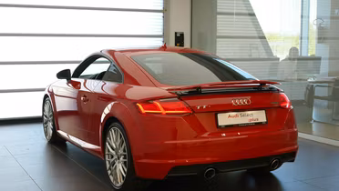 AUDI TT