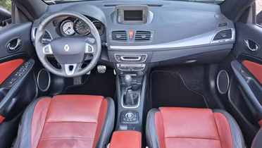 RENAULT Megane