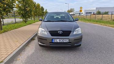 TOYOTA Corolla