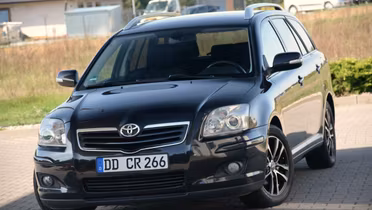 TOYOTA Avensis