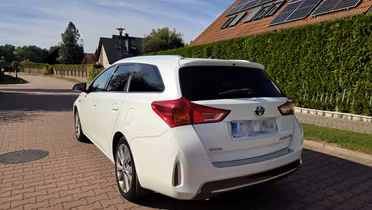 TOYOTA Auris
