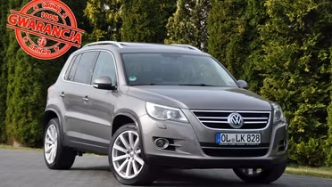 VOLKSWAGEN Tiguan