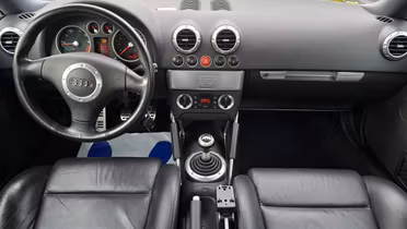 AUDI TT