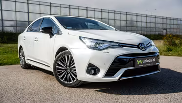 TOYOTA Avensis