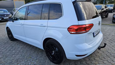 VOLKSWAGEN Touran