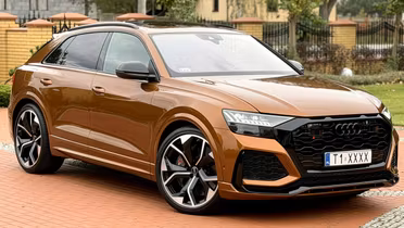 AUDI RS Q8