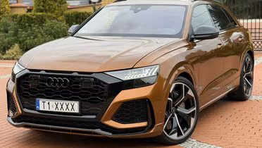 AUDI RS Q8