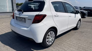 TOYOTA Yaris
