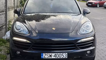 PORSCHE Cayenne