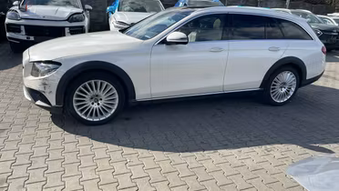 MERCEDES-BENZ E Klasa