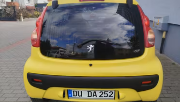 PEUGEOT 107