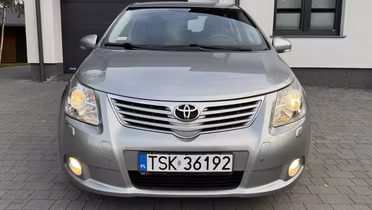 TOYOTA Avensis