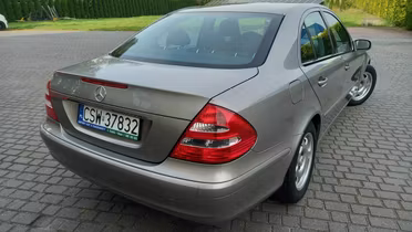 MERCEDES-BENZ E Klasa