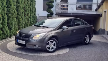 TOYOTA Avensis