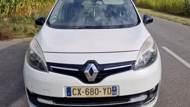 RENAULT Grand Scenic