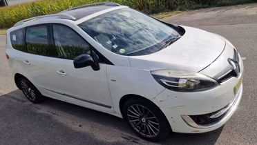 RENAULT Grand Scenic