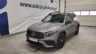 MERCEDES-BENZ GLB