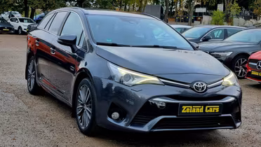 TOYOTA Avensis