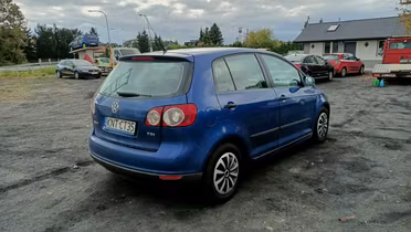 VOLKSWAGEN Golf Plus
