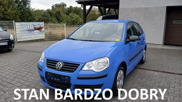 VOLKSWAGEN Polo