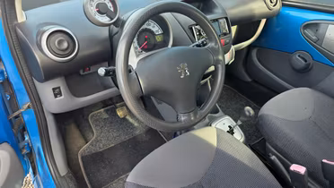 PEUGEOT 107