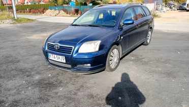 TOYOTA Avensis