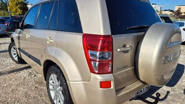 SUZUKI Grand Vitara