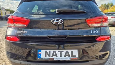 HYUNDAI i30