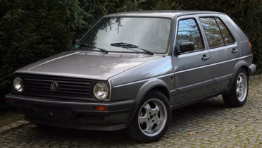 VOLKSWAGEN Golf