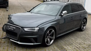 AUDI RS4 Avant