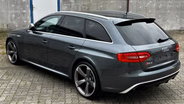 AUDI RS4 Avant